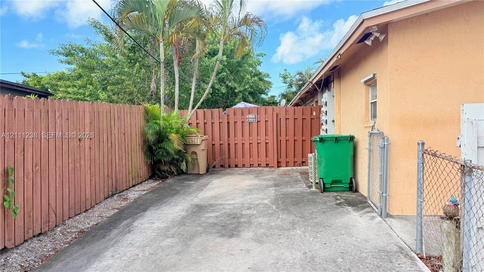 6100 SW 37th Street, Davie, FL 33314 UNIT 1
