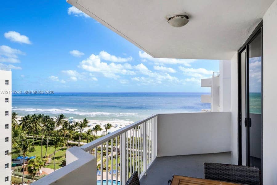 Property photo for 4301 Collins Avenue, #1007, Miami Beach, FL