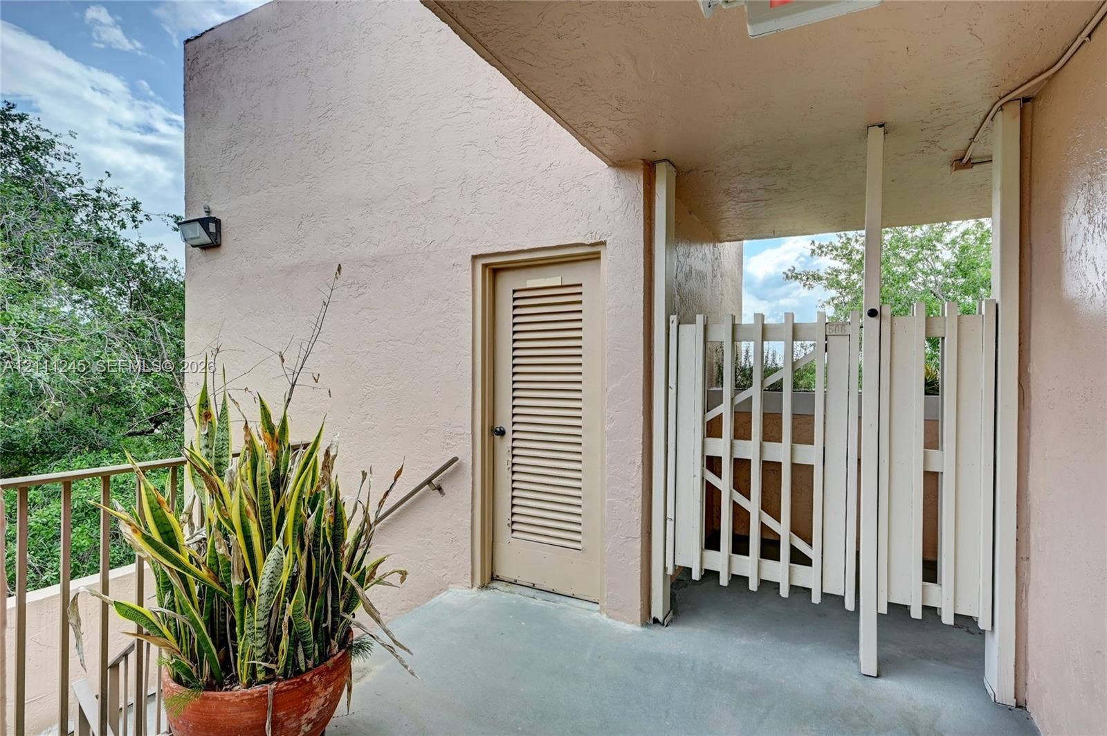 6800 Cypress Road, #506, Plantation, FL 33317 Photo 3