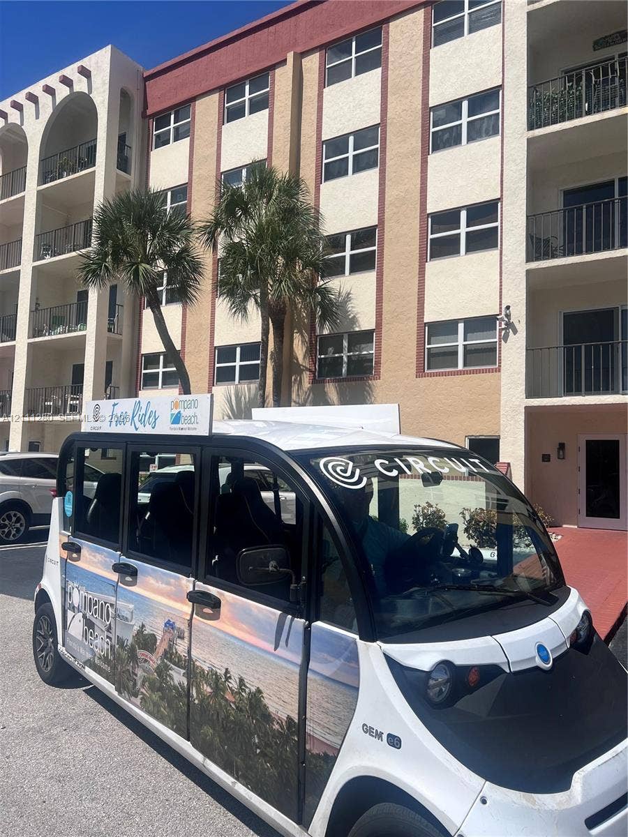 400 N Riverside Drive, #305, Pompano Beach, FL 33062 FREE ELECTRIC CIRCUIT