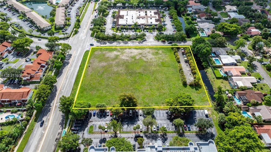 Property photo for Royal Palm Drive, Coral Springs, FL