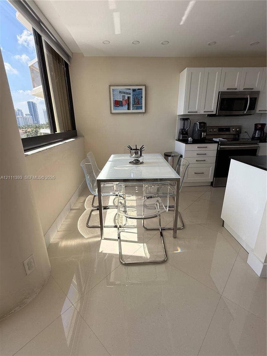 20185 E Country Club Drive, #510, Aventura, Aventura, FL 33180 Photo 4