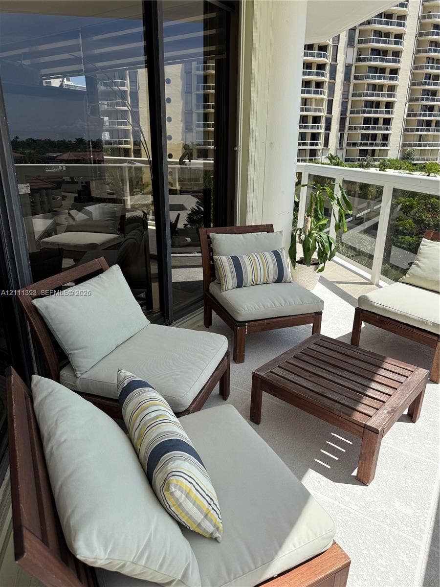 20185 E Country Club Drive, #510, Aventura, Aventura, FL 33180 Photo 6