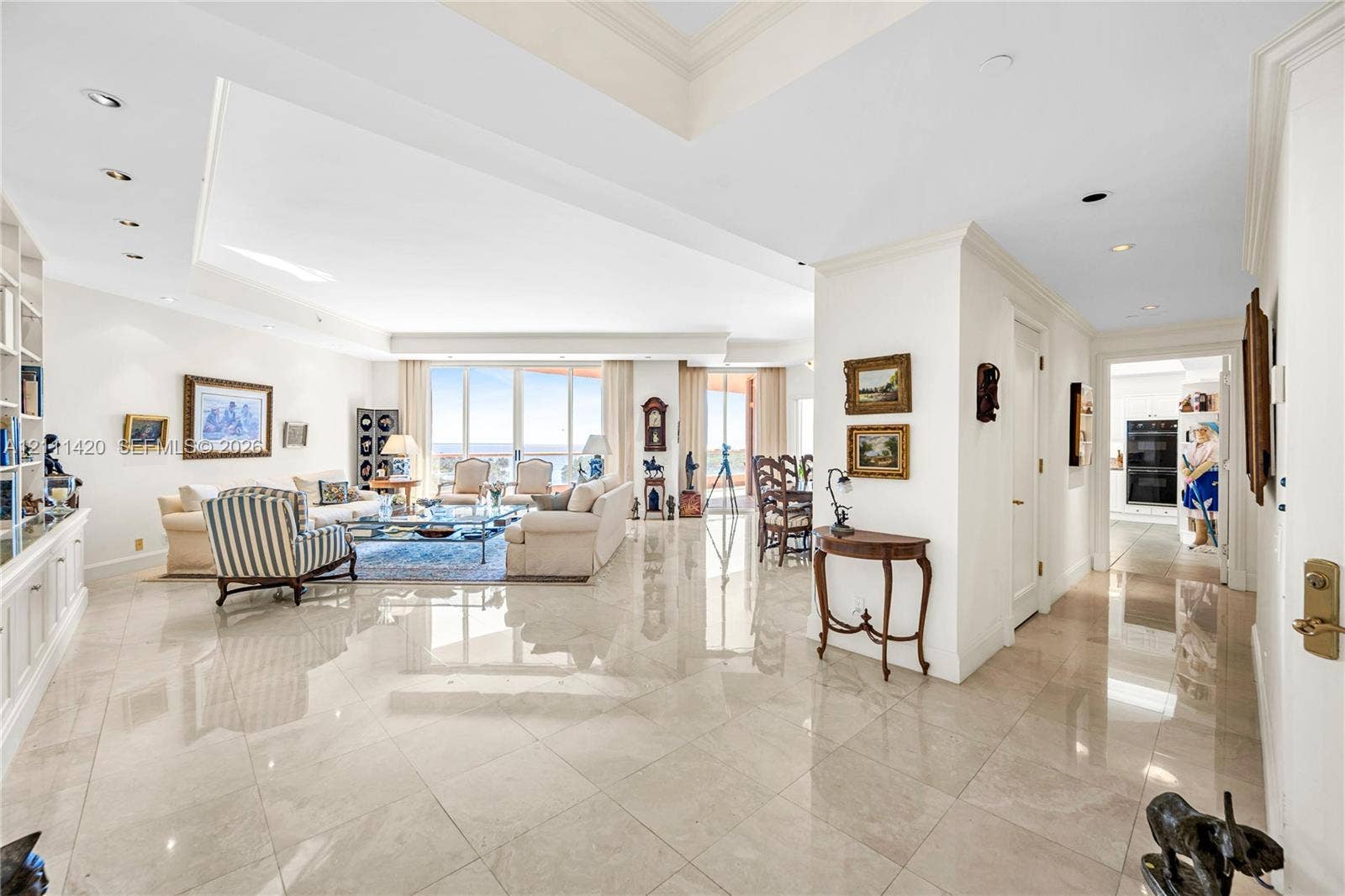 10 Edgewater Drive, #10E, Coral Gables, FL 33133 Photo 2