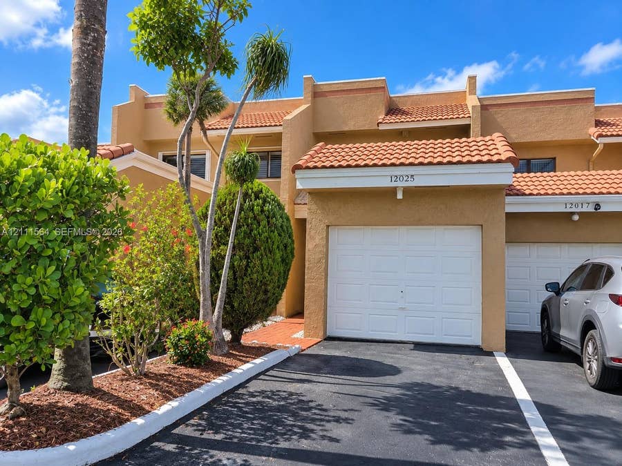Property photo for 12025 S Las Palmas Drive, #12025, Pembroke Pines, FL
