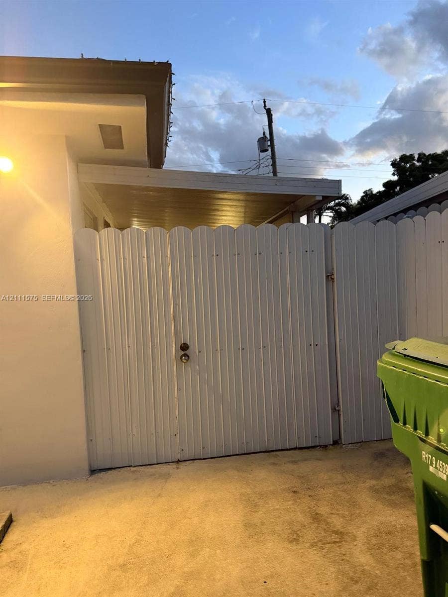Property photo for Miami, FL