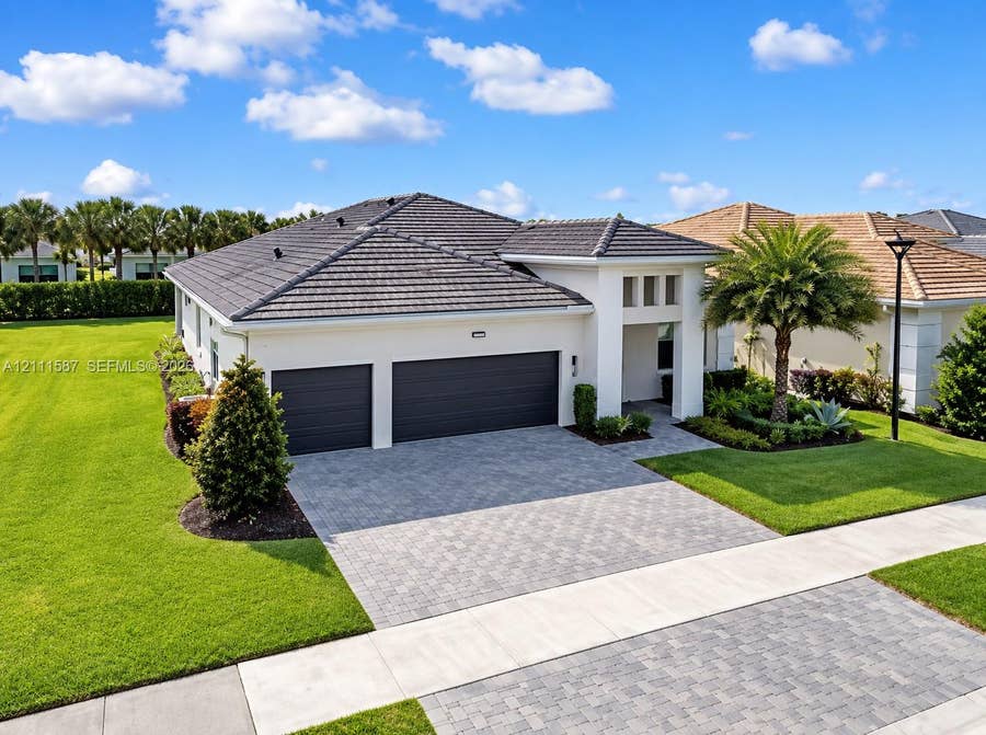 Property photo for 5364 Siesta Key Lane, Westlake, FL