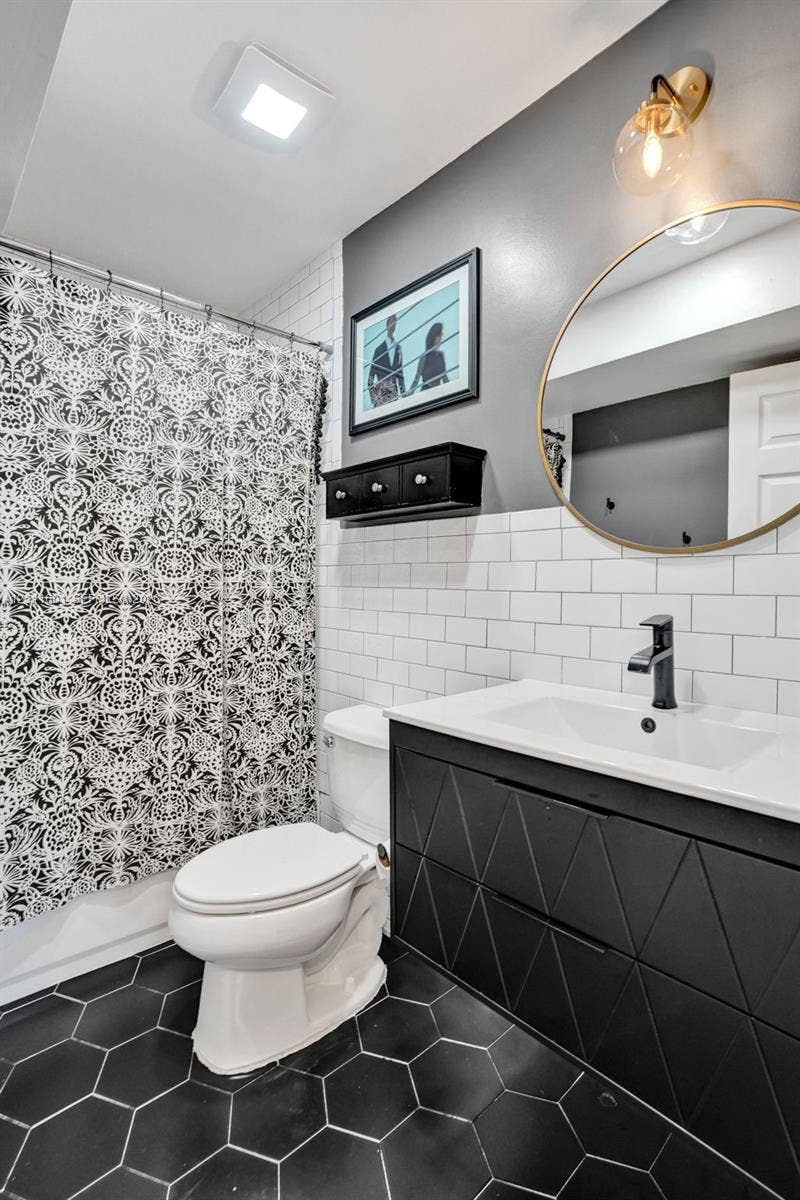 9381 NW 37th Court, Sunrise, FL 33351 2nd bath