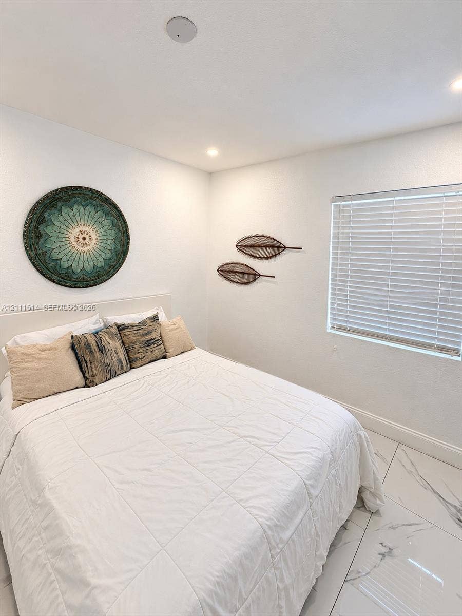 935 NE 164th Street, North Miami Beach, North Miami Beach, FL 33162 Photo 10