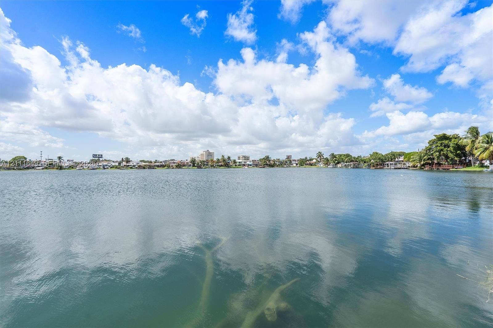 Extensive waterfront exposure featuring panoramic lake scenery