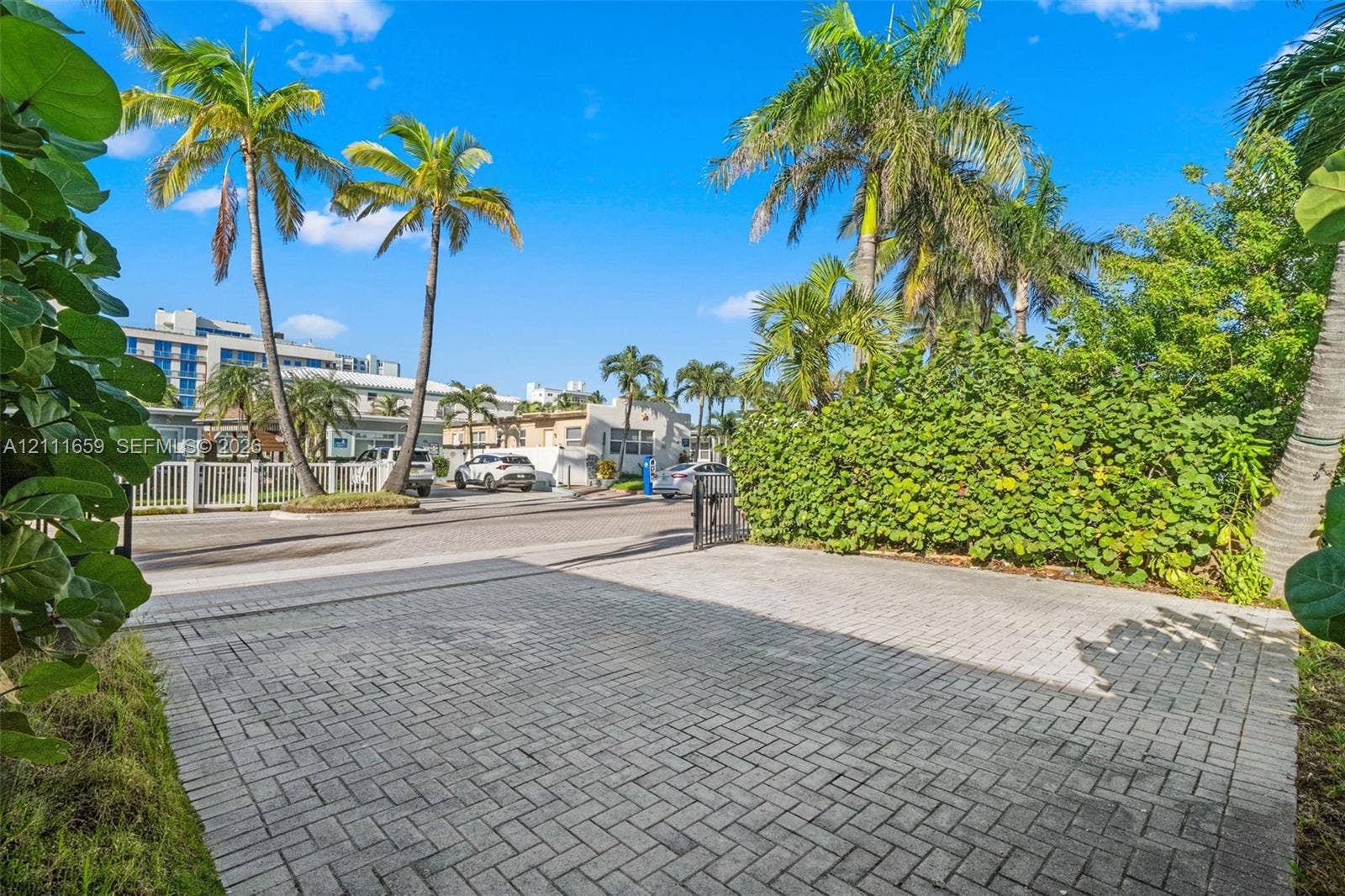 338 Taylor Street, #2, Hollywood, Hollywood, FL 33019 Photo 4