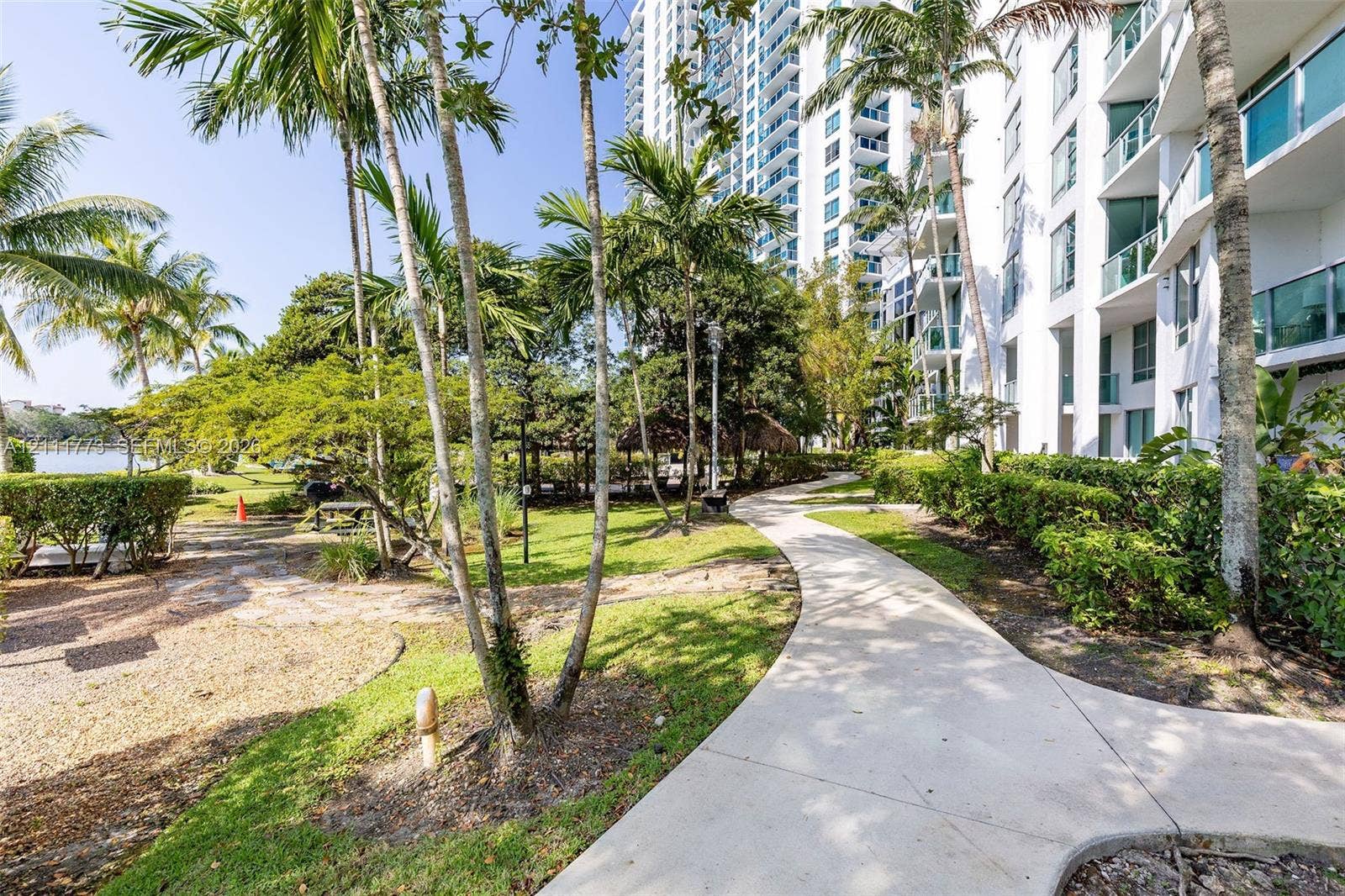 2681 N Flamingo Road, #TH4S, Sunrise, FL 33323 Photo 21