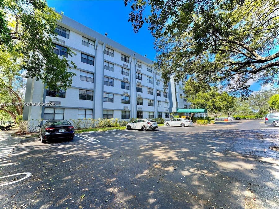 Property photo for 2401 Riverside Drive, #511-B, Coral Springs, FL