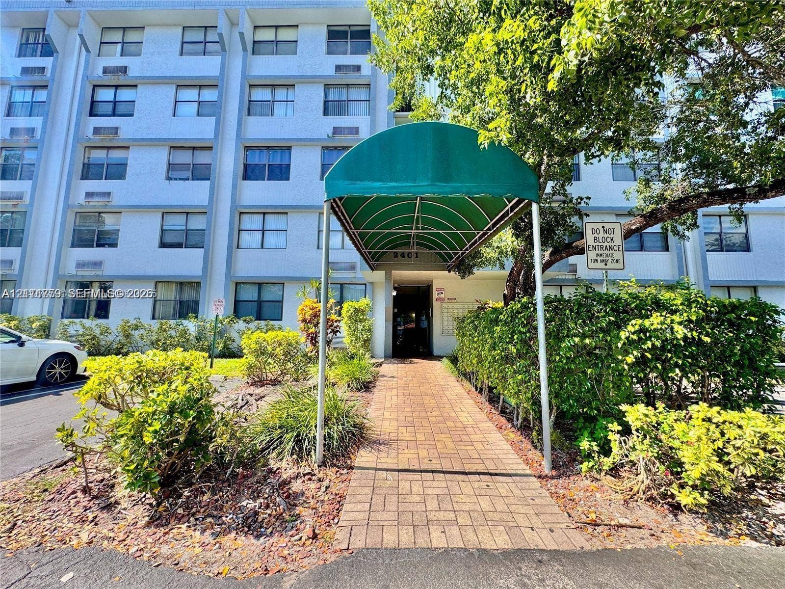 2401 Riverside Drive, #511-B, Coral Springs, Coral Springs, FL 33065 Photo 2