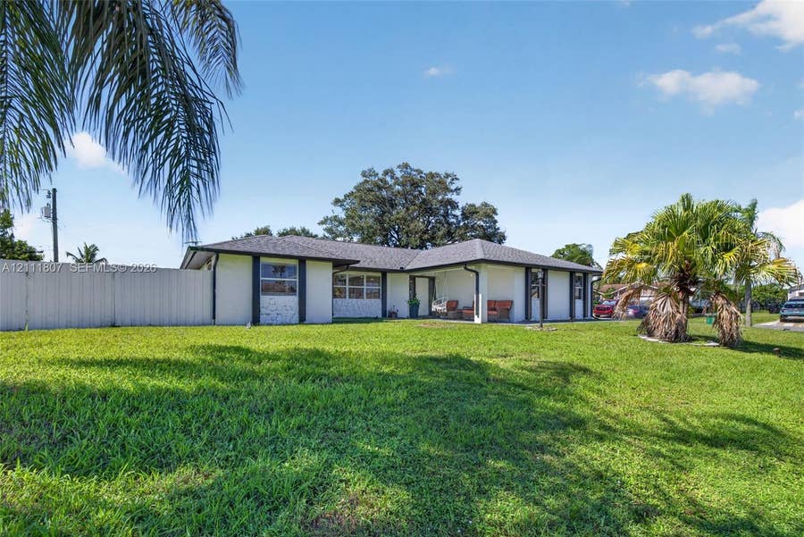 Property photo for 1212 SE Nancy Lane, Port St Lucie, FL