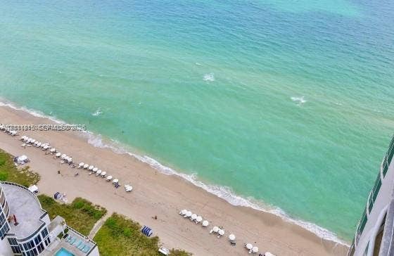 15811 Collins Avenue, #4102, Sunny Isles Beach, FL 33160 Direct oceanfront exposure featuring expansive Atlantic Ocean scenery and immediate sand beach access