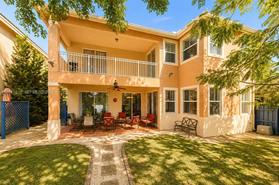 Property photo for 16062 SW 43rd Terrace, Miami, FL