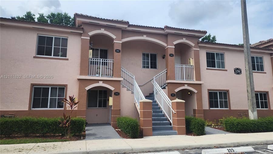 Property photo for 1250 SE 28th Court, #102, Homestead, FL