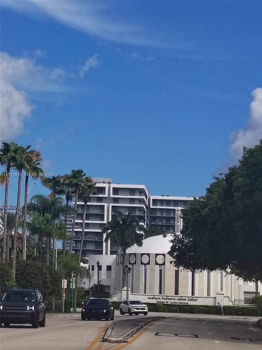 20400 W Country Club Drive, #303, Aventura, Aventura, FL 33180 Additional content