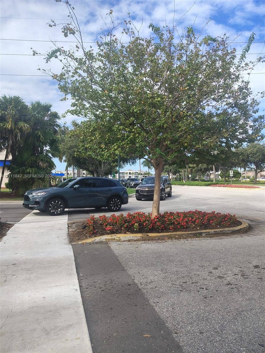 20400 W Country Club Drive, #303, Aventura, Aventura, FL 33180 Photo 46