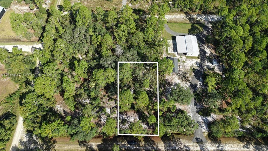 Property photo for 104 Marie Avenue, Georgetown, FL