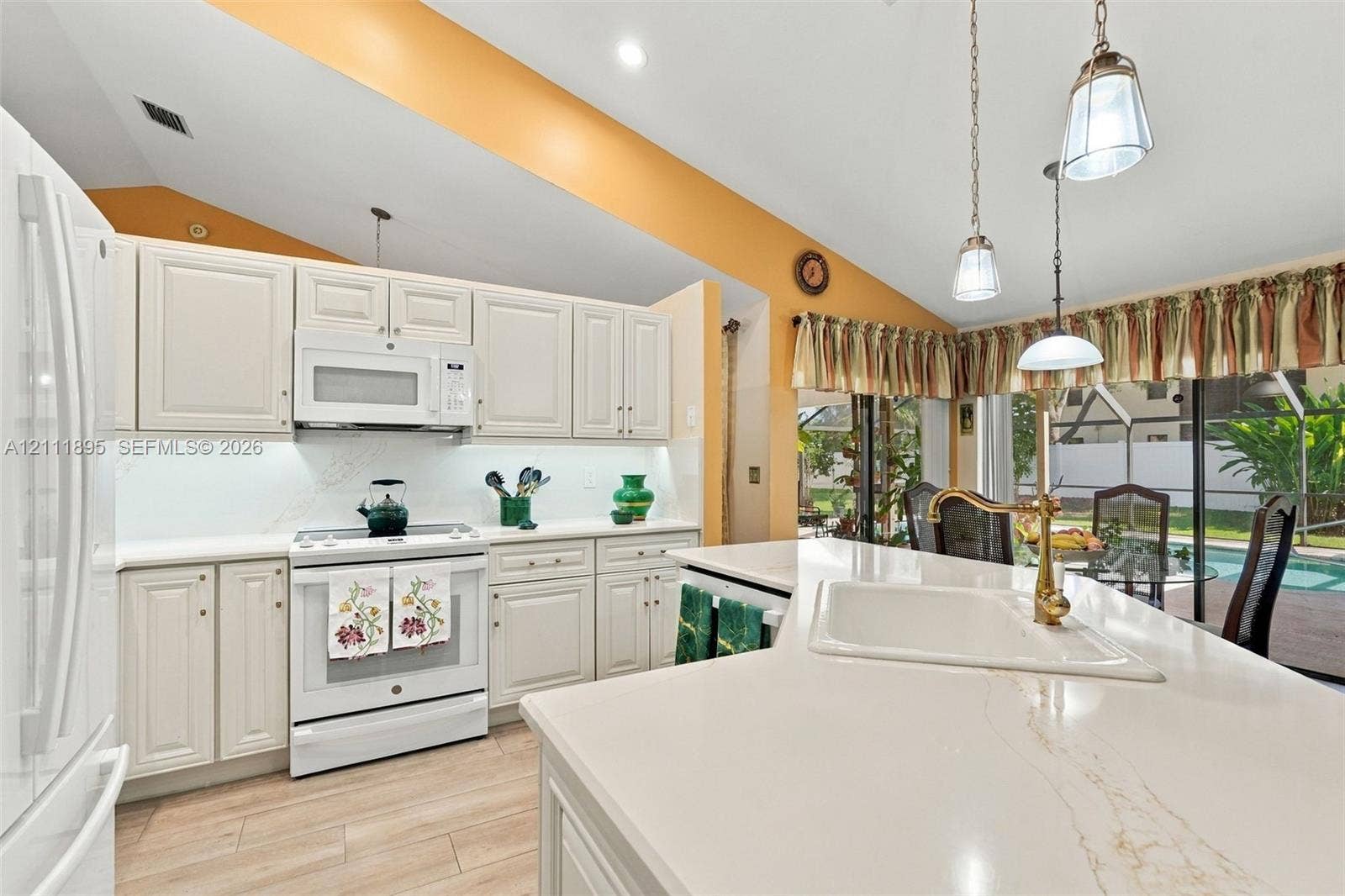 5792 Sun Pointe Circle, Boynton Beach, FL 33437 Photo 23