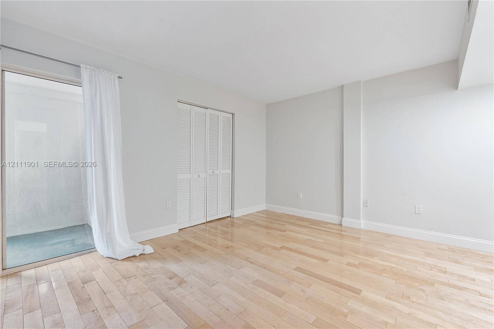 2977 Mcfarlane Road, #9, Miami, FL 33133 Primary Bedroom