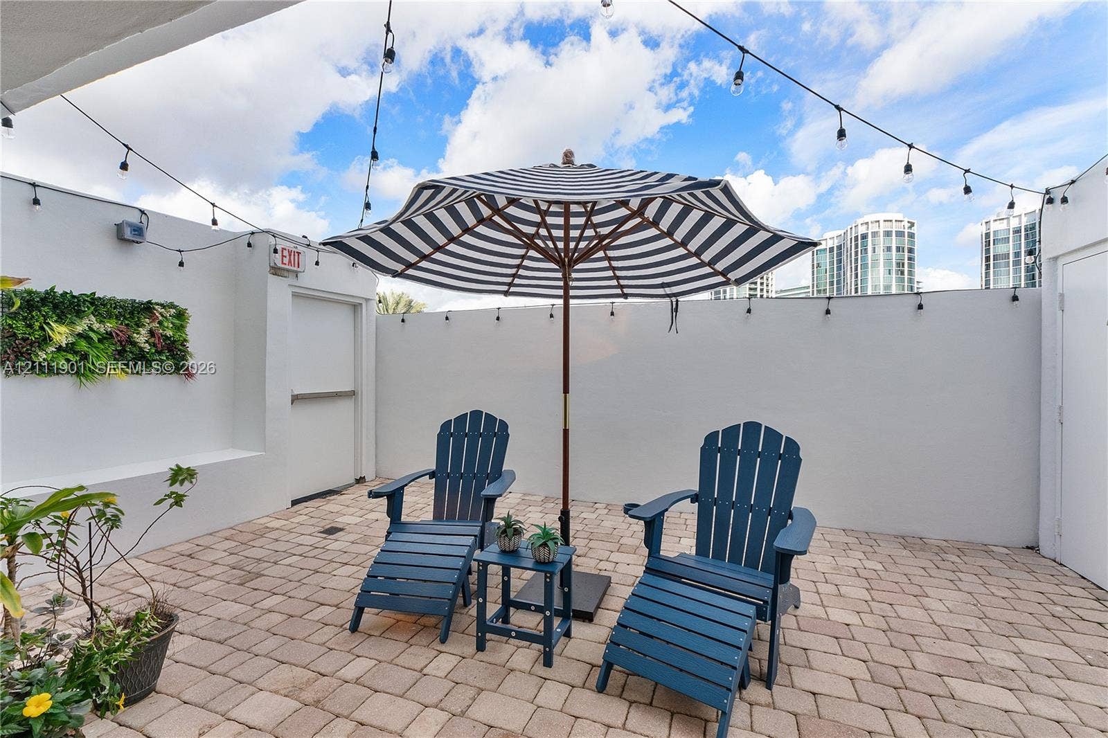 2977 Mcfarlane Road, #9, Miami, FL 33133 Open-air common area just outside you front door