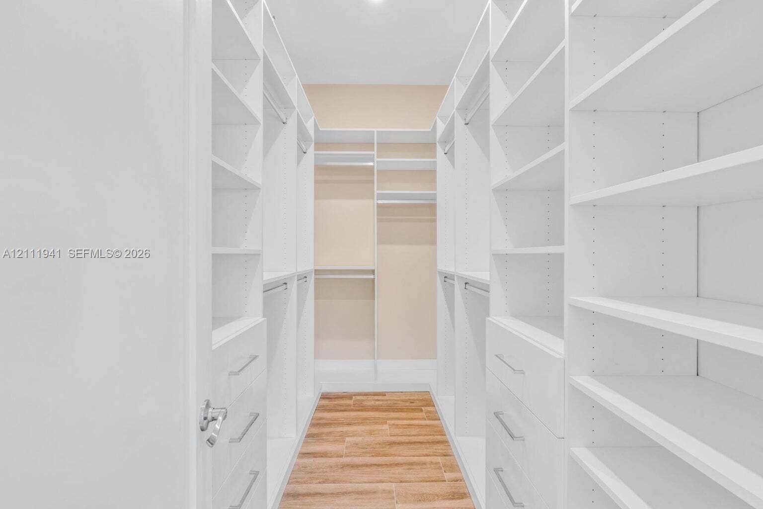 30995 Watson Boulevard, Big Pine Key, FL 33043 Primary Walk-In Closet