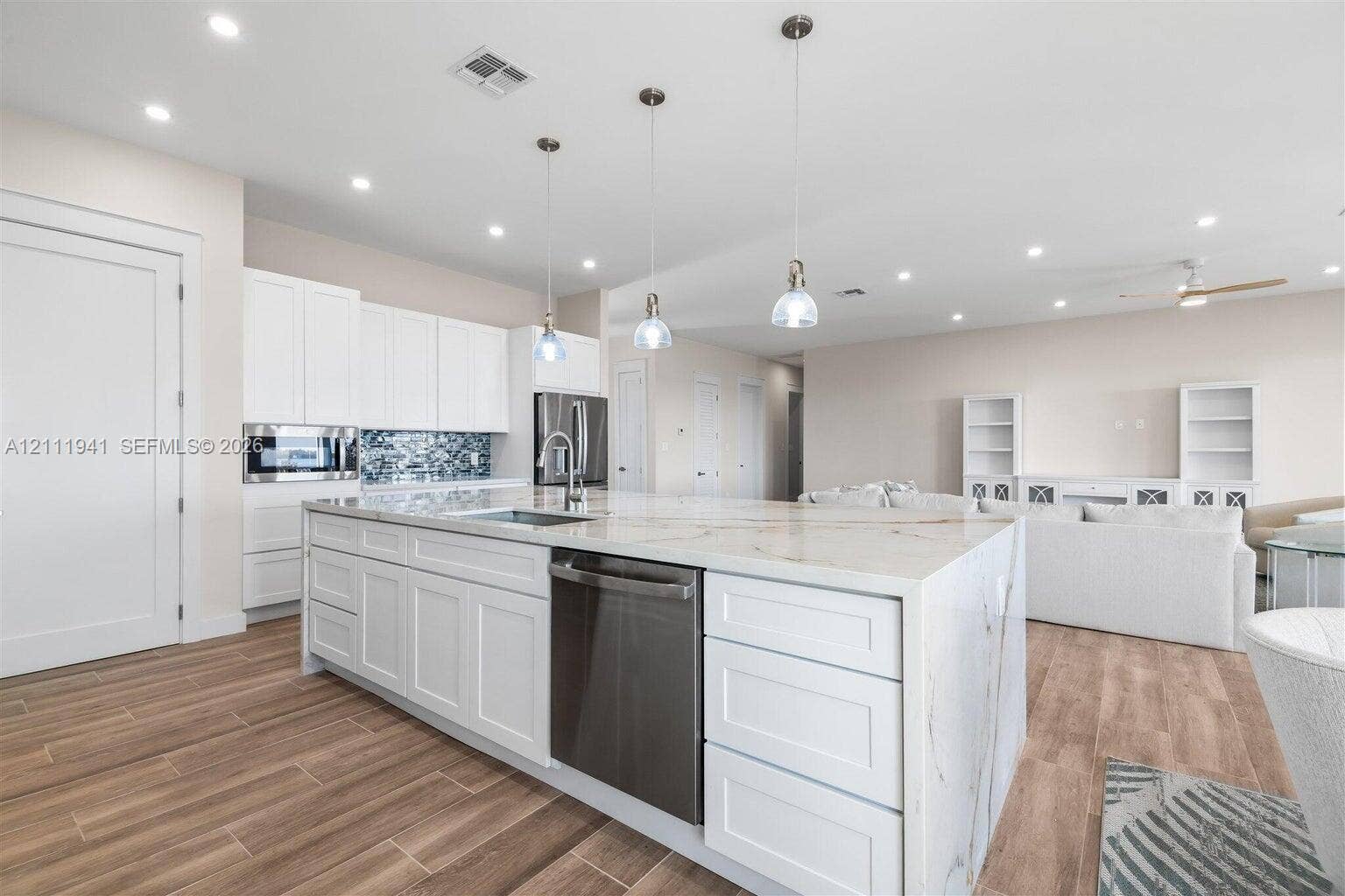 30995 Watson Boulevard, Big Pine Key, FL 33043 Kitchen