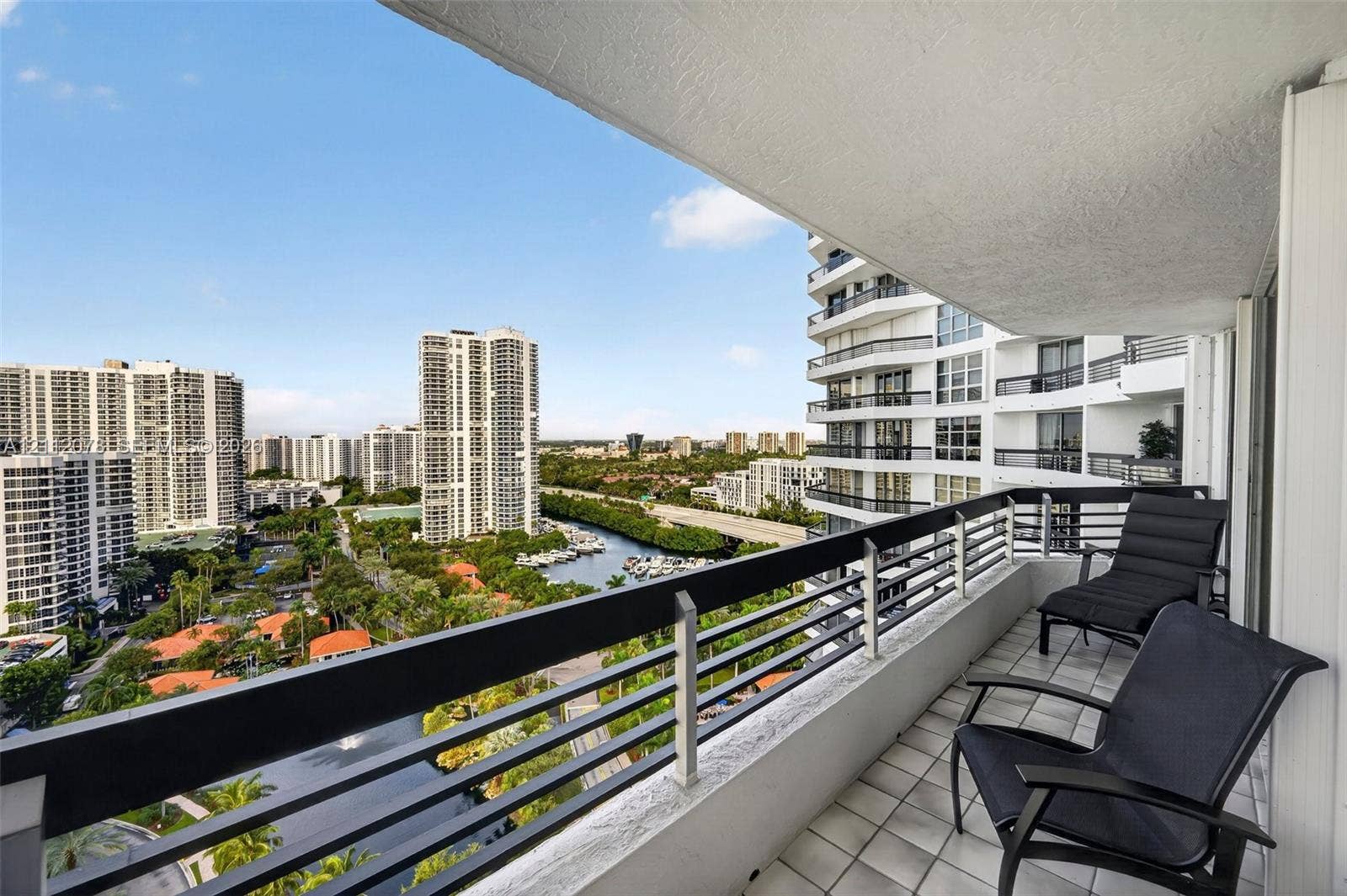 19195 NE 36th Court, #2202, Aventura, FL 33180 Photo 3