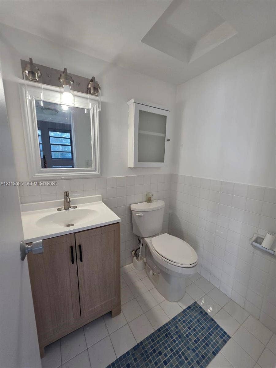 Property photo for 800 West Avenue, #401, Miami Beach, FL