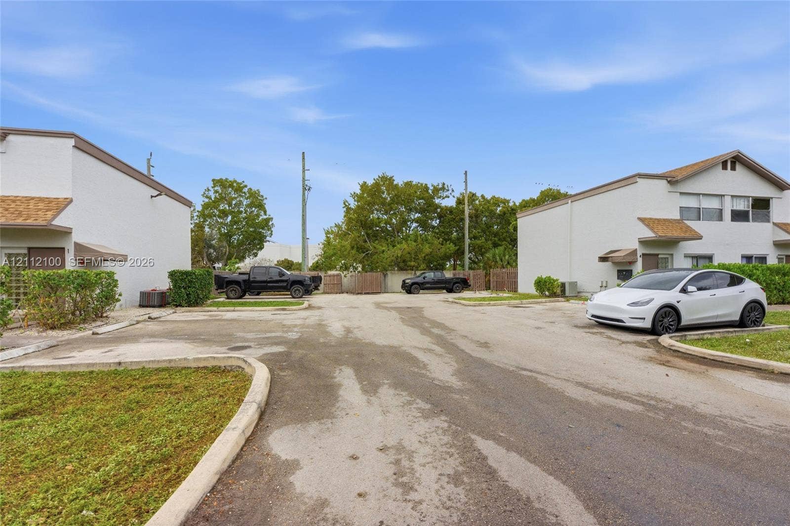3003 NW 5th Terrace, #1, Pompano Beach, Pompano Beach, FL 33064 Plenty of parking