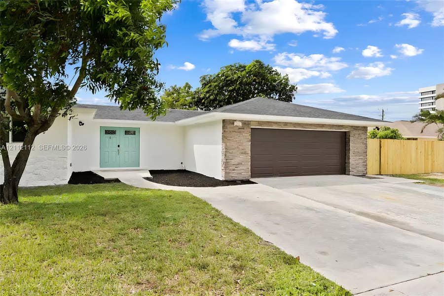 Property photo for 337 S Sequoia Drive, West Palm Beach, FL
