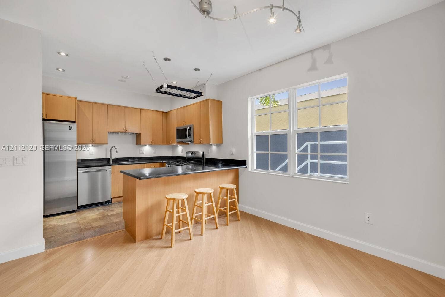305 Jefferson Avenue, #2, Miami Beach, Miami Beach, FL 33139 Photo 2