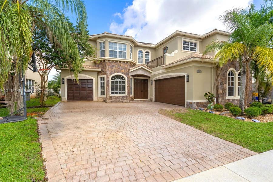 Property photo for 8887 Cobblestone Point Circle, Boynton Beach, FL