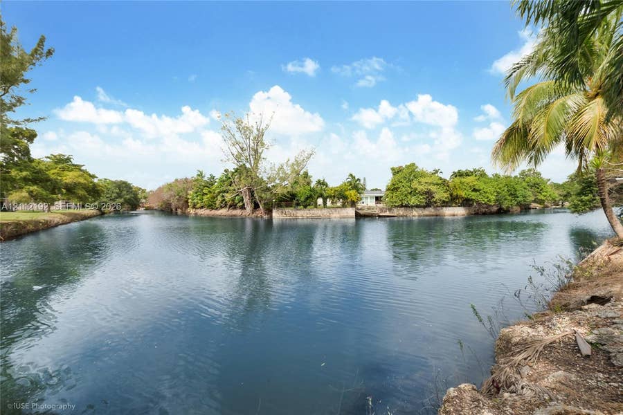 Property photo for 2220 SW 97th Avenue, Miami, FL