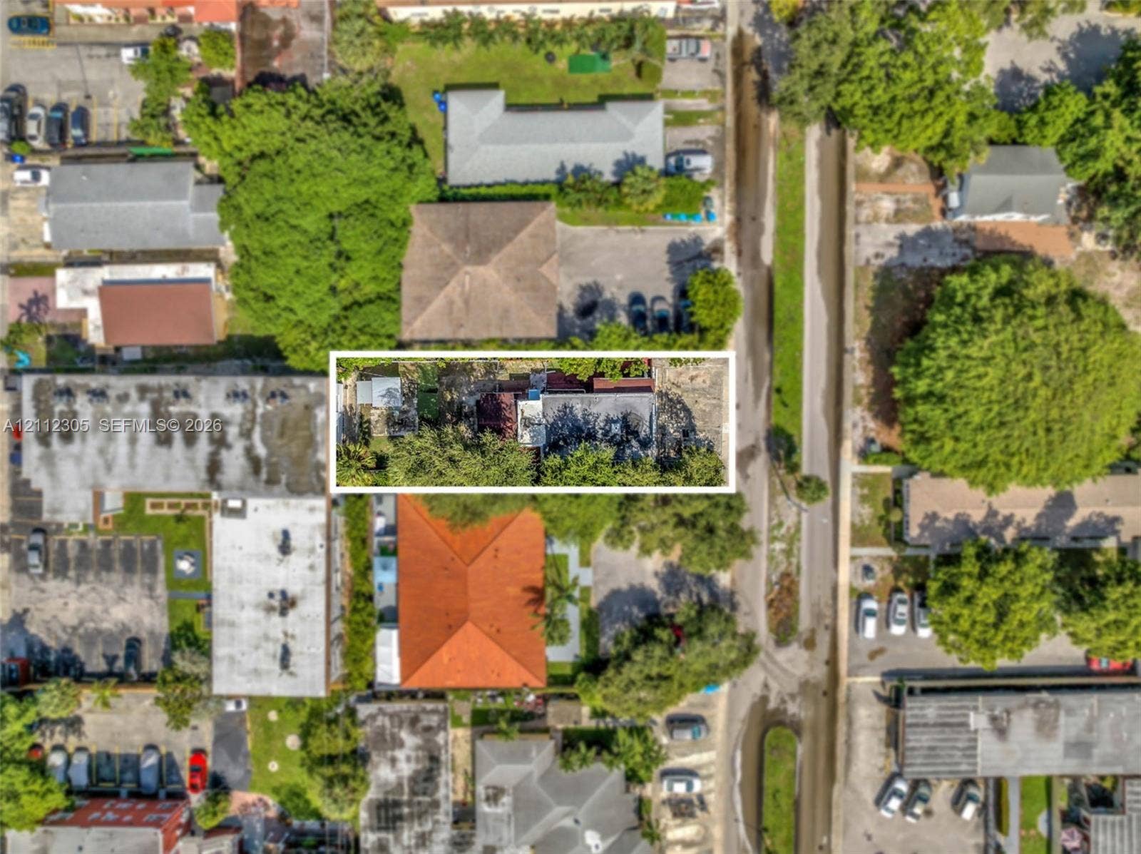 1008 N 18th Court, Hollywood, FL 33020 Top-down aerial view of the lot.
