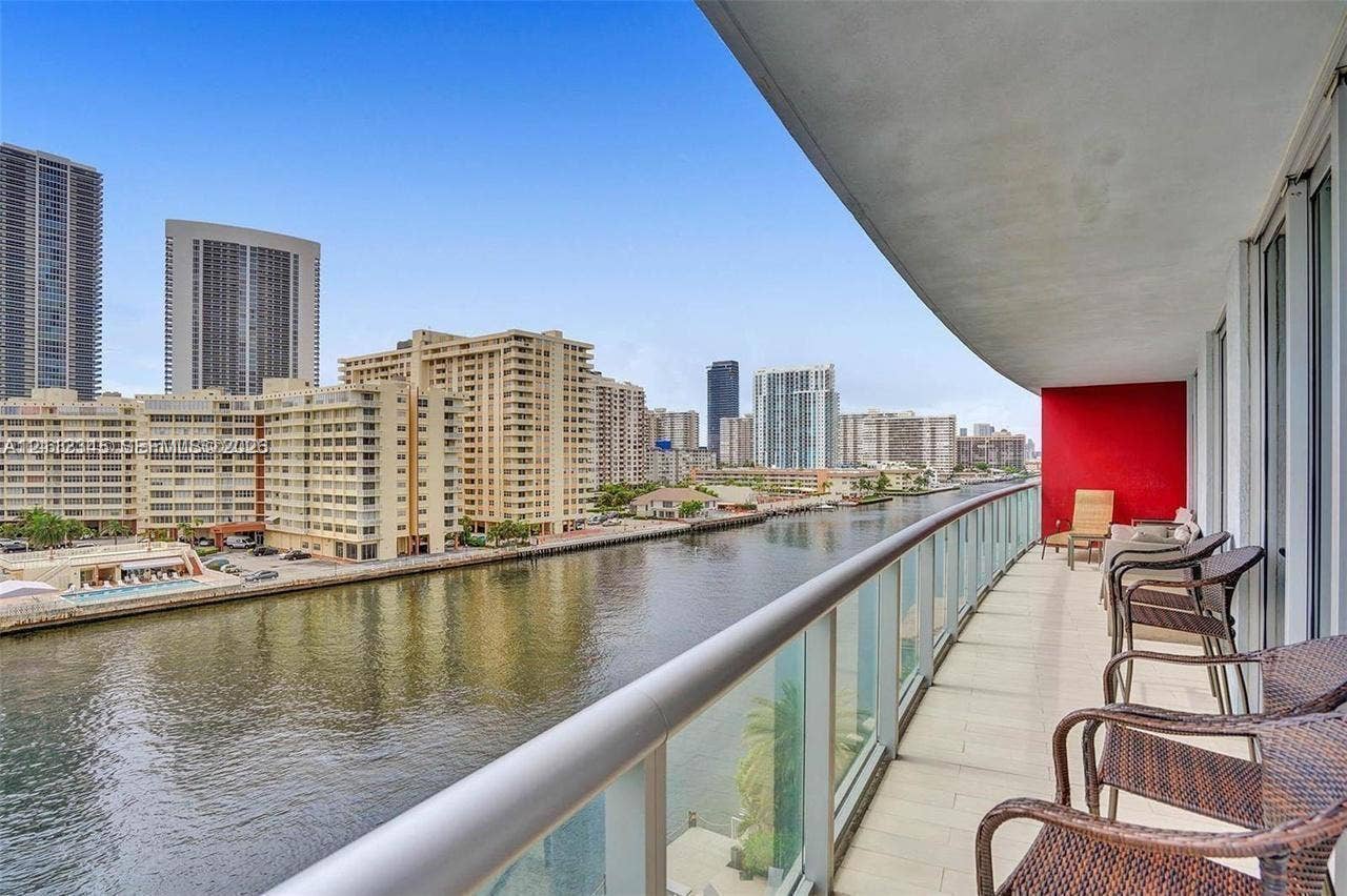 2600 E Hallandale Beach Boulevard, #T702, Hallandale Beach, FL 33009 Photo 2