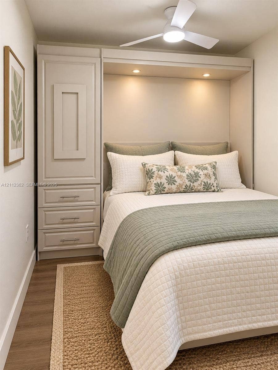 401 N Birch Road, #513, Fort Lauderdale, FL 33304 Bedding is virtually staged