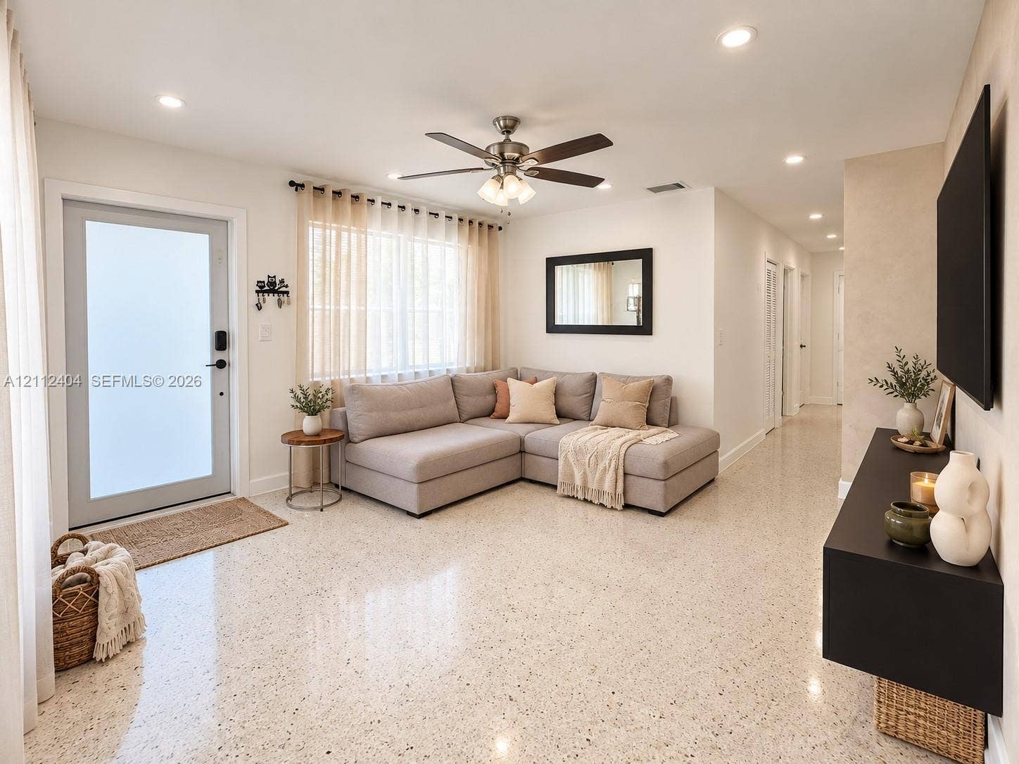 1932 NW 18th Street, #1932, Miami, Miami, FL 33125 Photo 5