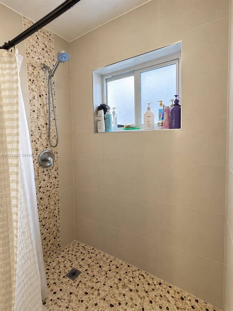 1932 NW 18th Street, #1932, Miami, Miami, FL 33125 Photo 16