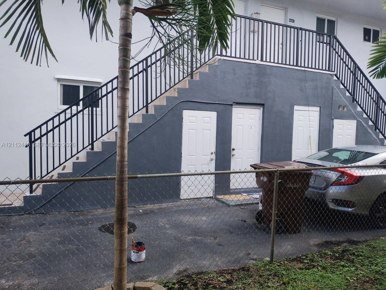 Entrance 2nd floor