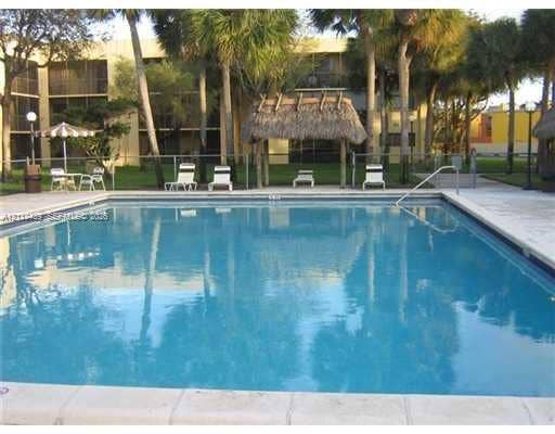 MAIN POOL