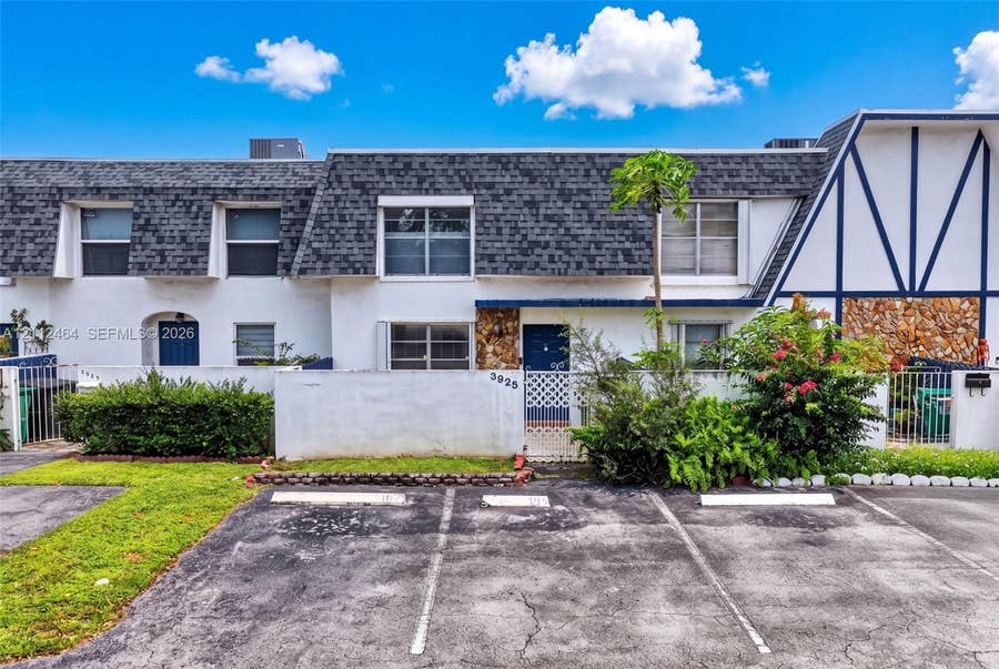 Property photo for 3925 SW 67th Terrace, #103, Davie, FL