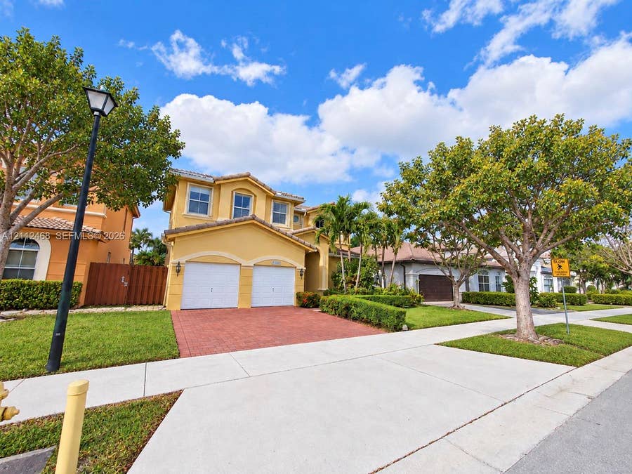 Property photo for 11009 NW 80th Lane, Doral, FL