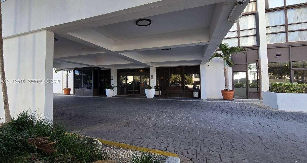600 NE 36th Street, #1517, Miami, Miami, FL 33137 Photo 37
