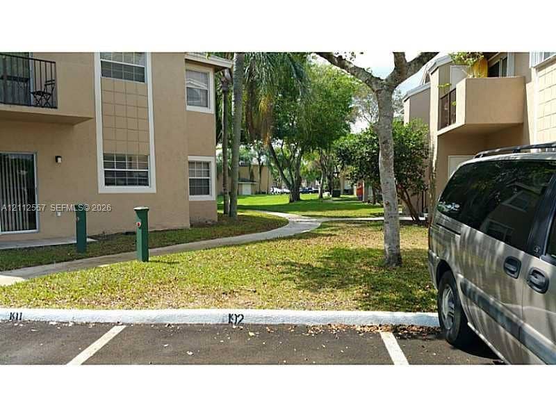 2121 NW 96th Terrace, #14J, Pembroke Pines, Pembroke Pines, FL 33024 Photo 2