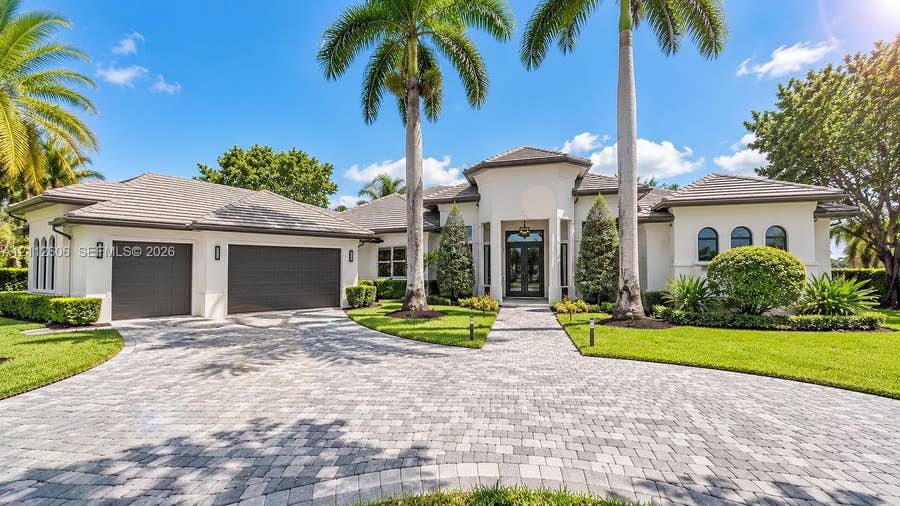 Property photo for 3204 Islewood Avenue, Weston, FL