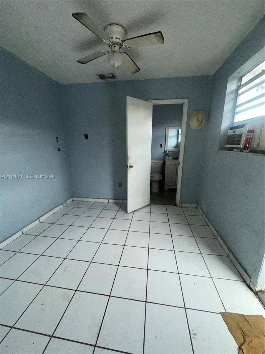 Hialeah, FL 33013 Photo 18